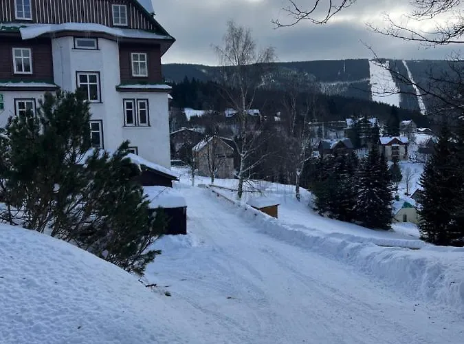 Astoria Konukevi Špindlerŭv Mlýn